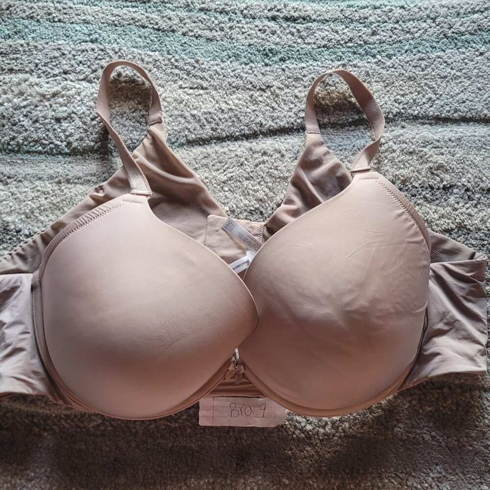 (BRA 7) - Invisible Support Plunge Push-Up Bra 50C